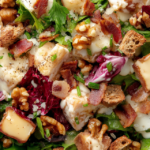Autumn salad with Roquefort and warm croutons - Meli