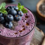 Breakfast smoothie with honey, blueberries, and strawberries - Meli
