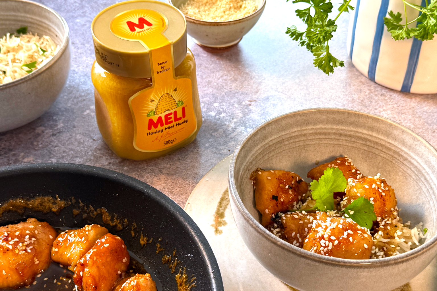 Hot Honey Kip met Teriyaki saus